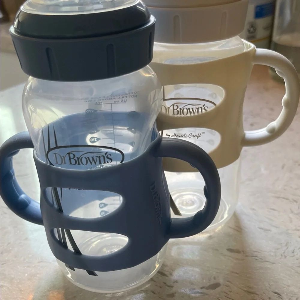 Dr. Brown's Dual-Handle Sipper Cup — Cream & Blue